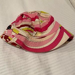 Pucci bucket hat